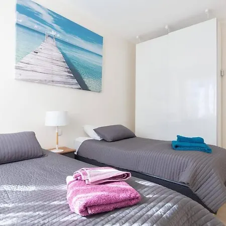 Le Corail Spacieux Avec Beau Et Ample Balcon, Au Centre, Ideal Pour Familles Et Petits Groupes Apartment *