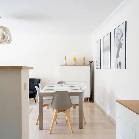 Appartement Le Corail Spacieux Avec Beau Et Ample Balcon, Au Centre, Ideal Pour Familles Et Petits Groupes Cannes