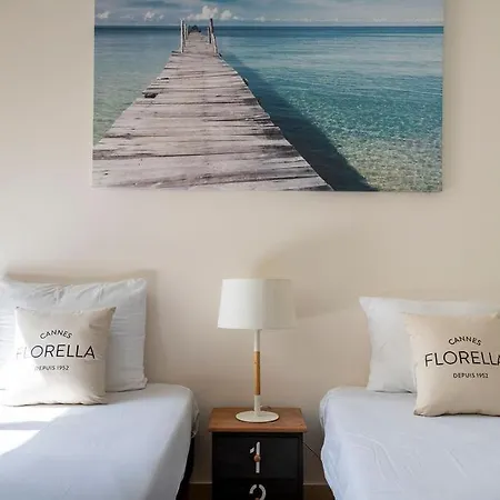Le Corail Spacieux Avec Beau Et Ample Balcon, Au Centre, Ideal Pour Familles Et Petits Groupes * Cannes