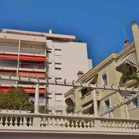 Le Corail Spacieux Avec Beau Et Ample Balcon, Au Centre, Ideal Pour Familles Et Petits Groupes 아파트 *